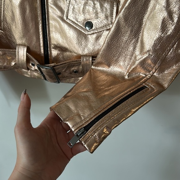 ZARA | Metallic Rose Gold Women's Vegan Leather Jacket - Picture 7 of 14